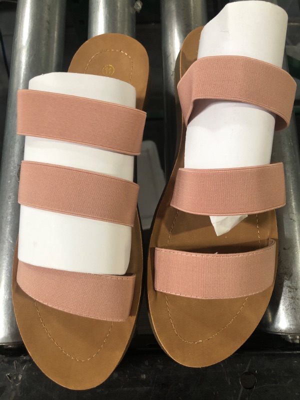 Photo 1 of Dream pairs Blush sandals size 11