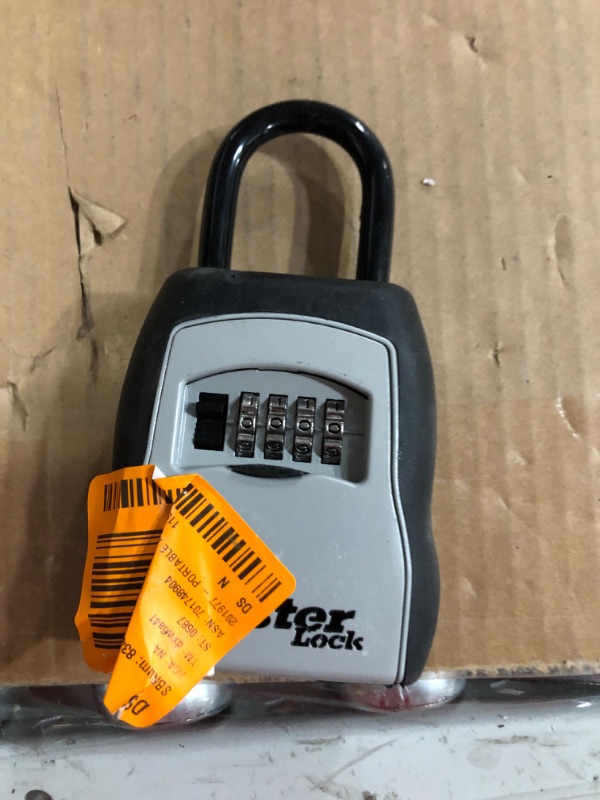 Photo 2 of Master Lock Key Lock Box, Outdoor Lock Box for House Keys, Key Safe with Combination Lock, 5 Key Capacity, 5400EC 1 Pack