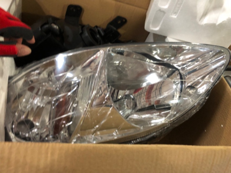 Photo 4 of AUTOSAVER88 Headlight Assembly Compatible with 1999 2000/99 00 Civic Chrome Housing Headlamp 33151-S01-A02 33101-S01-A02