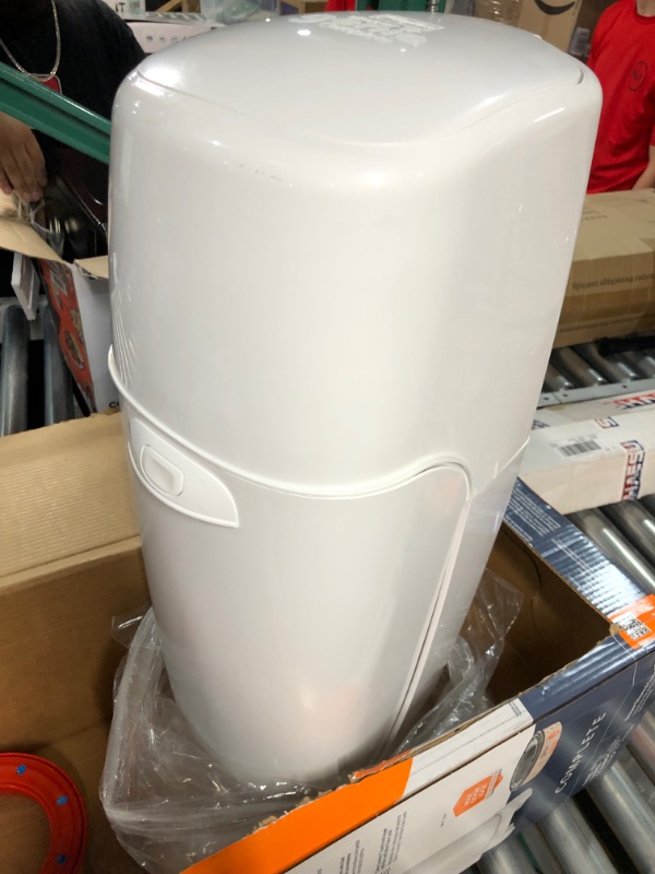 Photo 1 of [notes] Playtex Diaper Genie Complete Pail with Built-In Odor Controlling Antimicrobial, Includes Pail & 1 Refill, White, Pack of 1 White + 1 Scented Refill
