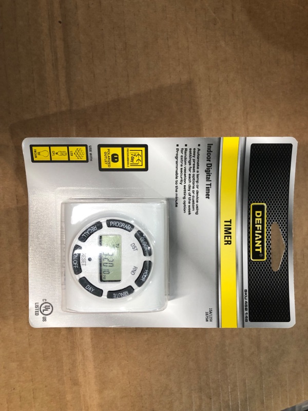 Photo 2 of 15 Amp 7-Day Indoor Plug-In Digital Polarized Timer, White