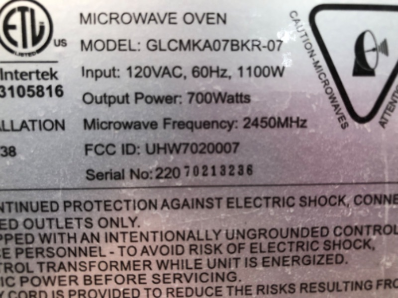 Photo 4 of **HANDLE BROKEN, SEE PHOTO** Galanz GLCMKA07BKR-07 Microwave Oven, LED Lighting, Pull Handle Design, Child Lock, Retro Black, 0.7 cu ft Black .7 cu ft Classic