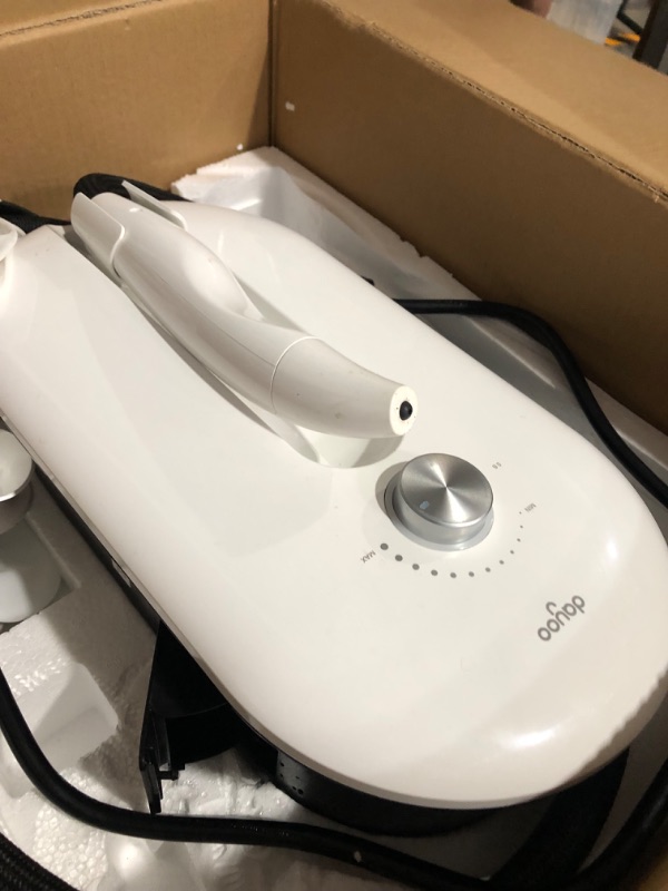 Photo 5 of [NON-FUNCTIONAL, FOR PARTS]
DAYOO Handheld Steam Cleaner - 10s Fast Heating to 221°F, Multifunctional Whole-house Steamer with Food-grade Nozzle 