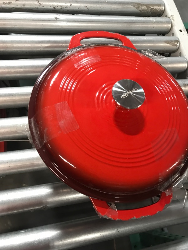 Photo 4 of * item used * see images for damage *
Amazon Basics Enameled Cast Iron Covered Dutch Oven, 6-Quart, Red & Silicone, 