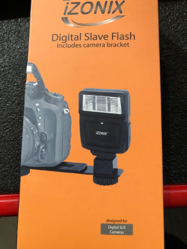 Photo 2 of Ultimaxx UM-DSF100 Universal Digital Slave Flash