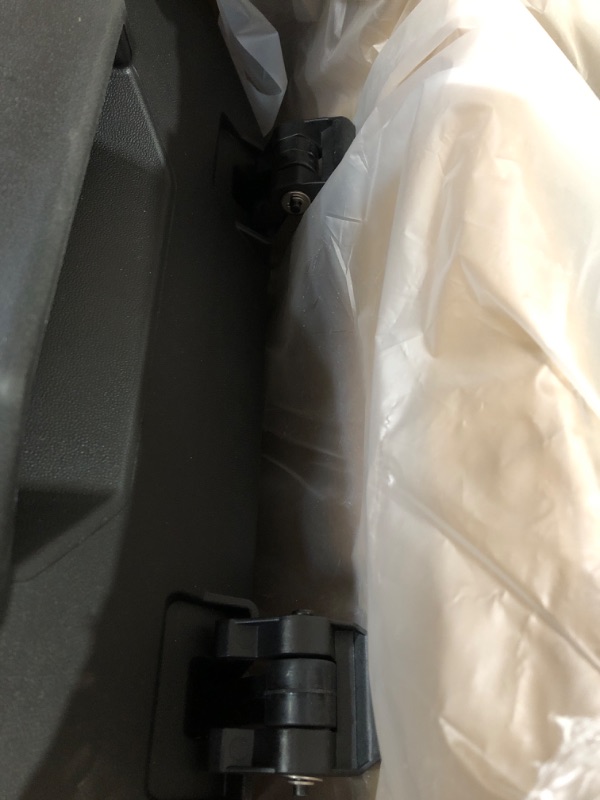 Photo 1 of KIWI MASTER Rear Cargo Box