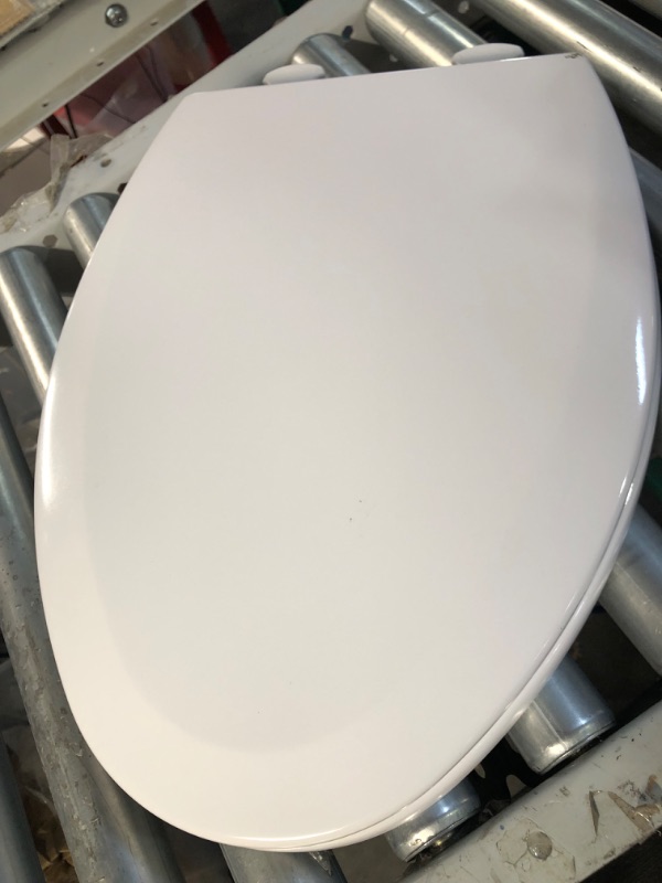 Photo 3 of **SEE NOTES**
Bemis 1500EC 390 Lift-Off Wood Elongated Toilet SEAT, Cotton White