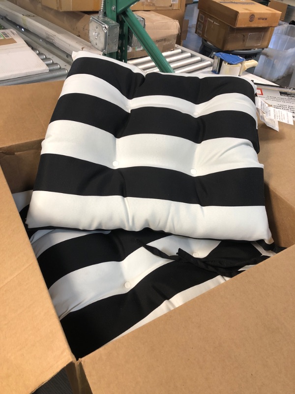 Photo 2 of 18" x 18" 2pack stripe chair cushions