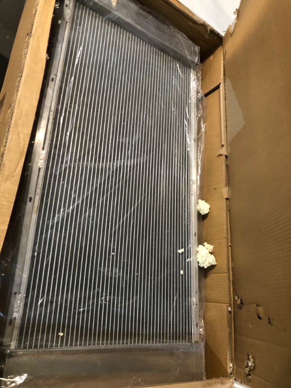 Photo 2 of [FOR PARTS]
ColQuee 2370 3 Row Core All Aluminum Radiator