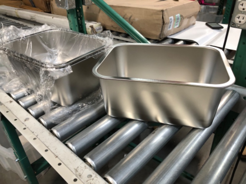 Photo 1 of 14 x 10 x 6 aluminum trays (x3)