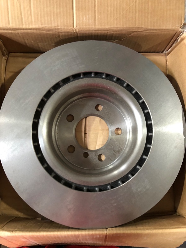 Photo 3 of Brembo 09.9372.21 UV Coated Pillar Vented Front Brake Rotor LAND ROVER OE# LR031843