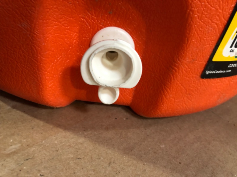 Photo 3 of ***** DAMAGED ITEM MISSING POUR SPOUT COVER / BUTTON  Igloo 5-10 Gallon Portable Sports Cooler Water Beverage Dispenser with Flat Seat Lid 5 gal Orange