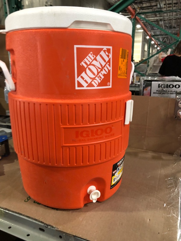 Photo 2 of ***** DAMAGED ITEM MISSING POUR SPOUT COVER / BUTTON  Igloo 5-10 Gallon Portable Sports Cooler Water Beverage Dispenser with Flat Seat Lid 5 gal Orange