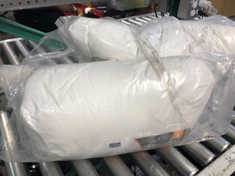 Photo 2 of (2x) Utopia Bedding Throw Pillow Inserts (White), 20 x 20 Inches Pillow Inserts 