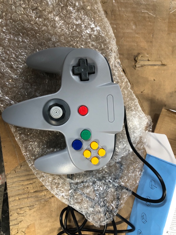 Photo 2 of CLASSIC N64 CONTROLLER 