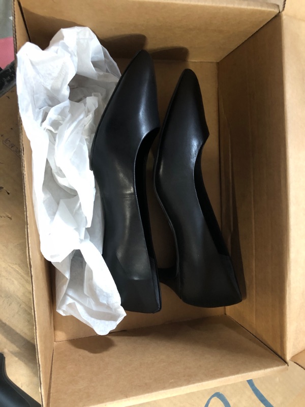 Photo 2 of Rockport Women's Total Motion Kalila Pump Dress 7 Wide Black Calf