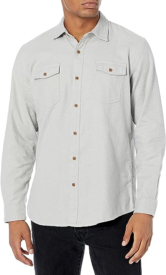 Photo 1 of Amazon Essentials Men's Regular-Fit Long-Sleeve Two-Pocket Flannel Shirt LARGE
