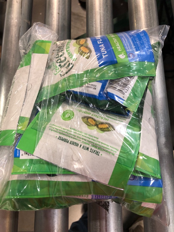 Photo 1 of 10 PACK*
Feline Greenies Smartbites Tuna Flavor, 2.1 Oz. Pouch