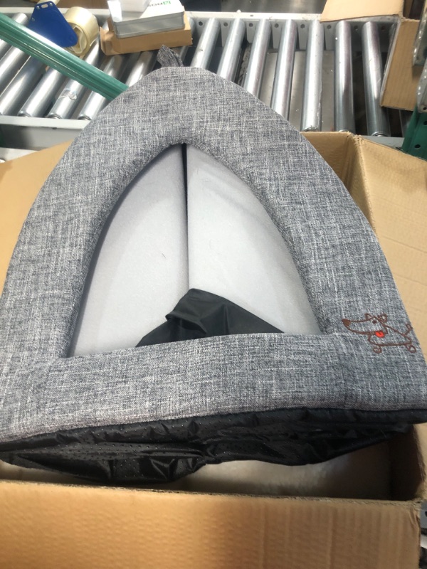 Photo 3 of (USED) Best Pet Supplies Pet Tent - Soft Bed for Dog and Cat 19" x 19" x H:19" Gray Linen