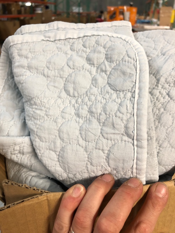 Photo 3 of **** STOCK PHOTO FOR REF ONLY ***** SEE ACTUAL PHOTOS OF PRODUCT ****PILLOW CASING HAVE STAINING BOURINA Reversible 3-Piece Full Quilt Set - Pre-Washed Microfiber Ultra Soft Lightweight Star Quilted Bedspread Full Coverlet Set, Blue Blue FULL92x96"+20x26"