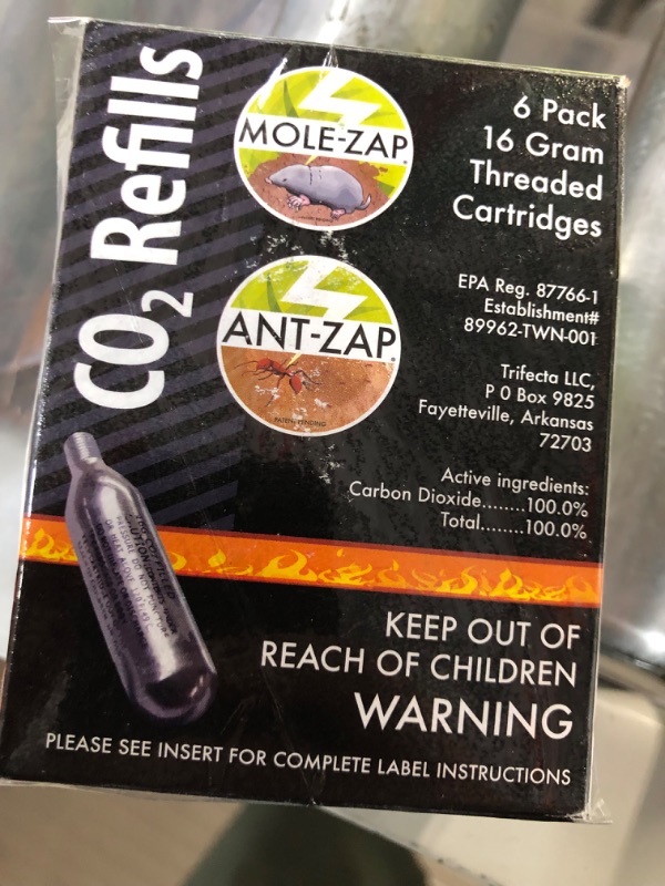 Photo 1 of 16g Threaded CO2 Cartridges 6-Pack Mole-Zap/Ant Zap Refills NEW