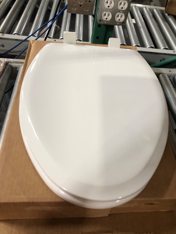 Photo 3 of (USED) Bemis Elongated Toilet Seat, White