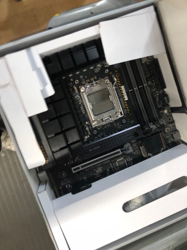 Photo 4 of ASUS TUF Gaming B650-PLUS WiFi Socket AM5 (LGA 1718) Ryzen 7000 ATX Gaming Motherboard(14 Power Stages, PCIe® 5.0 M.2 Support, DDR5 Memory, 2.5 Gb Ethernet, WiFi 6, USB4® Support and Aura Sync)