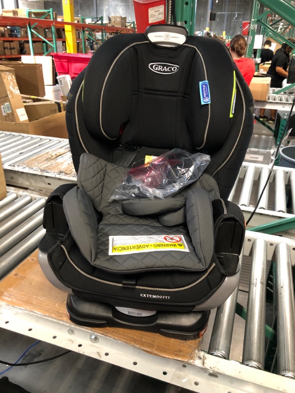 Photo 2 of Graco Extend2Fit 3 in 1 Car Seat | Ride Rear Facing Longer with Extend2Fit, featuring TrueShield Side Impact Technology, Ion , 20.75x19x24.5 Inch (Pack of 1) 3-in-1 Ion