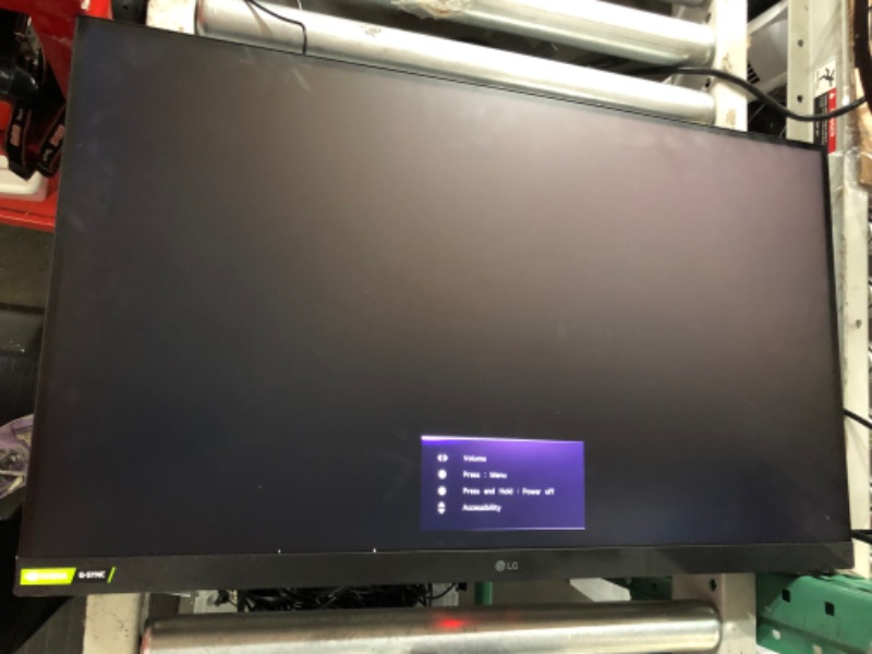 Photo 4 of LG 32GP850-B 32 UltraGear QHD (2560 x 1440) Nano IPS Gaming Monitor w/ 1ms (GtG) 