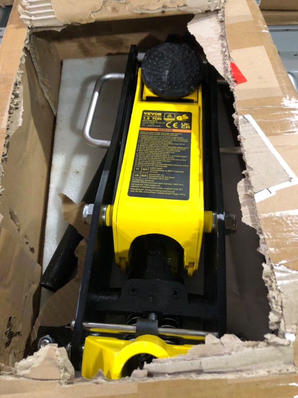 Photo 2 of VEVOR Floor Jack, 1.5 Ton/3300 LBS Low Profile Floor Jack, Aluminum and Steel Racing Floor Jack with Dual Pistons Quick Lift Pump, Floor Jack Lifting Range 3-3/20"-14-10/27" Aluminum 1.5T Dual Pump