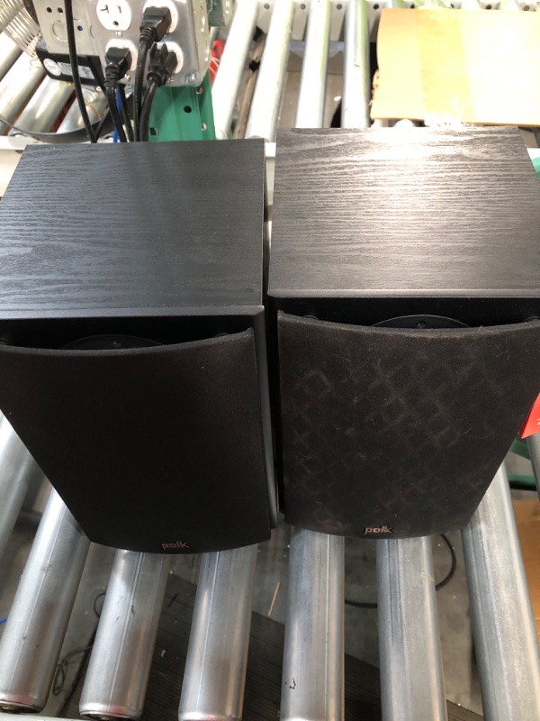 Photo 2 of Polk Audio T15 Bookshelf Speakers Pair Black