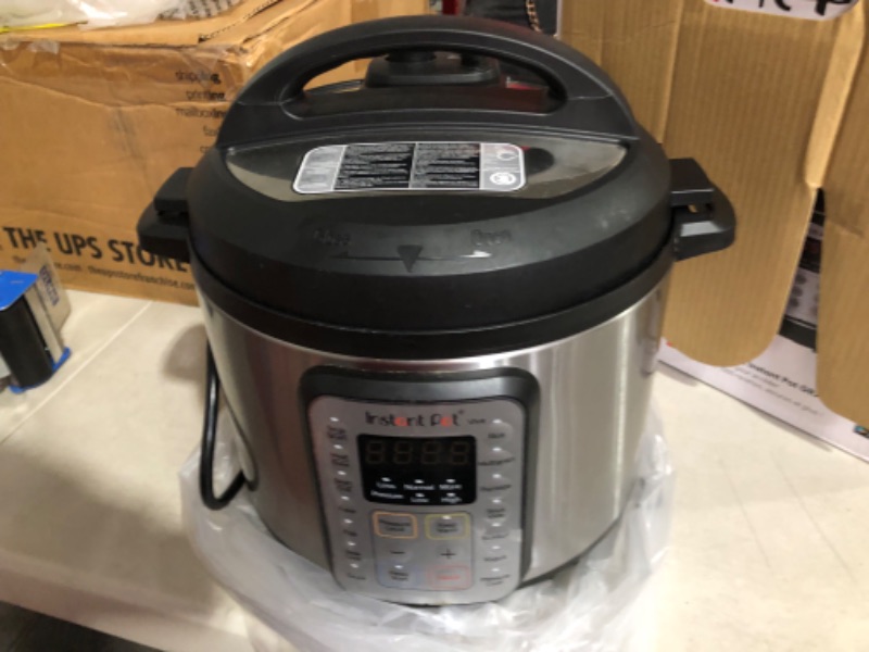 Photo 2 of *USED* Vista Pot Duo Plus 6 qt 9-in-1 Slow Cooker/Pressure Cooker