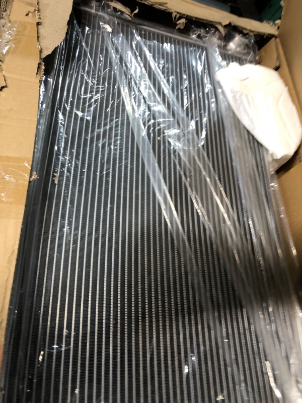 Photo 3 of CoolingSky 3 Row All Aluminum Radiator for 1988-1997 Chevrolet GMC C/K 1500/2500/3500 Pickup Suburban 4.3 5.0 5.7 V8 (28 Inches Core)