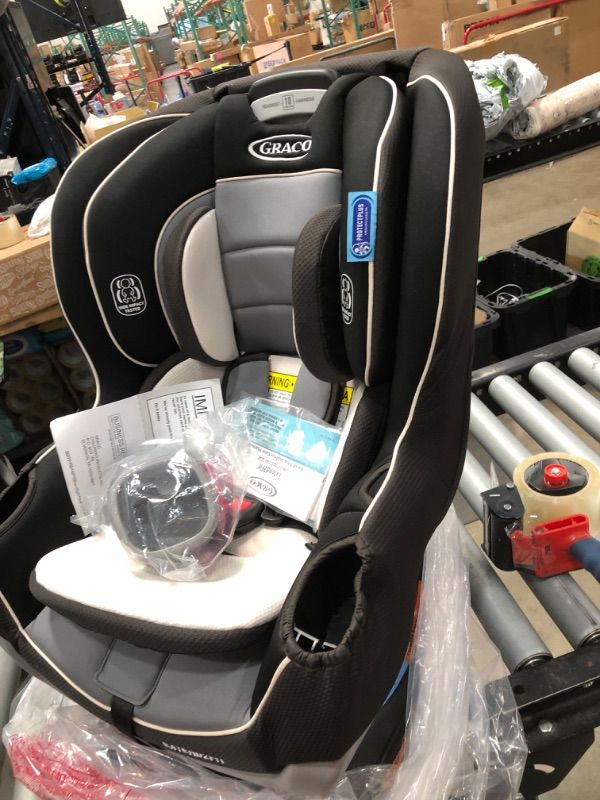 Photo 3 of Britax One4Life Convertible Car Seat, 10 Years of Use from 5 to 120 Pounds, Converts from Onyx