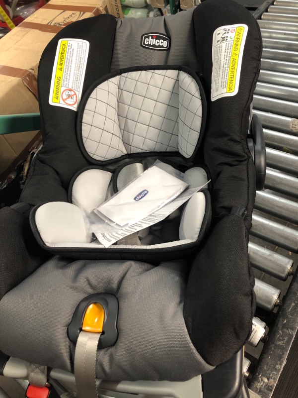 Photo 2 of Chicco KeyFit 30 Infant Car Seat, Orion