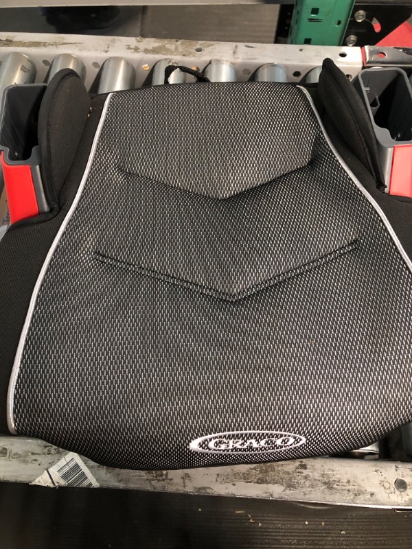 Photo 2 of * missing one arm *
Graco TurboBooster Backless Booster Car Seat, Galaxy