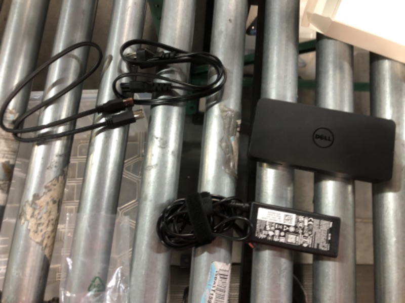 Photo 2 of *UNTESTED* Dell USB 3.0 Ultra HD/4K Triple Display Docking Station (D3100), Black Triple Display USB 3.0 Single