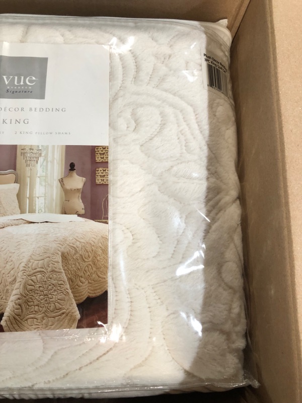 Photo 3 of VUE Plush Decor Modern Glam Floral 3-Piece Quilt Bedding Coverlet Set, King, Ivory King Ivory