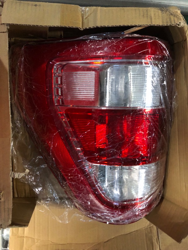 Photo 2 of MZORANGE Brake Tail Light Halogen Rear Lamp For Ford F150 F-150 XL 2021 2022 Without Bulb (Left Driver Side)