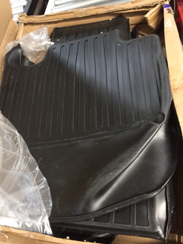 Photo 2 of Tesla Model Y Floor Mats 2022 2021 2023 Mats Suitable for 5 Seats