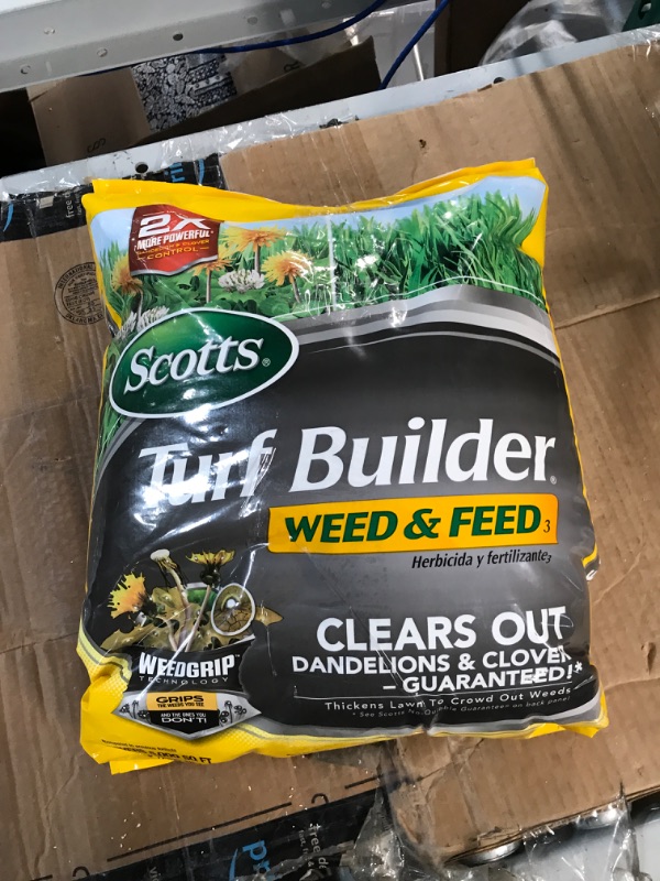 Photo 2 of [Factory Sealed] Scotts Turf Builder Weed and Feed 3; Covers up to 5,000 Sq. Ft., Fertilizer, 14.29 lbs.
