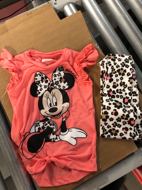 Photo 2 of Disney Junior's Minnie Mouse T-Shirt and Legging Outfit Set (Size 4T)