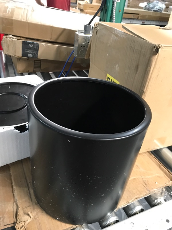 Photo 2 of **NEW**SANDYBAYTAS Plant Pots 10 Inch Ceramic Planter with Drainage Hole and Saucer, Matte Black