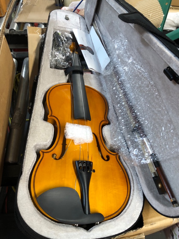 Photo 6 of  Violin fine workmanship (string is broken)