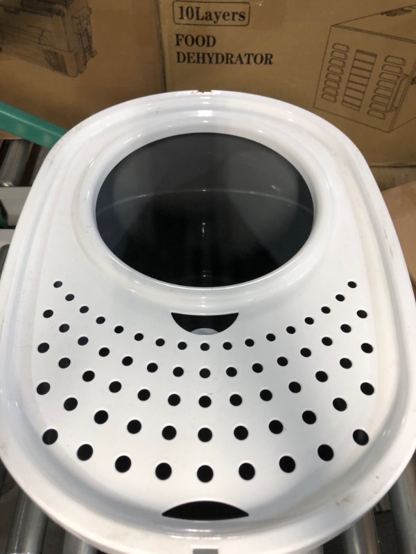 Photo 1 of *SEE NOTES* IRIS USA Large Simple Round Top Entry Cat Litter Box with Scoop, Curved Kitty Litter Pan with Litter Particle Catching Cover and Privacy Walls, Gray/White Oval 