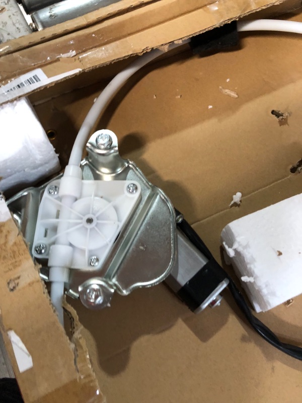 Photo 1 of Rear Left Driver Side Power Window Regulator with Motor Assembly for Jeep Liberty KJ 2002-2006 