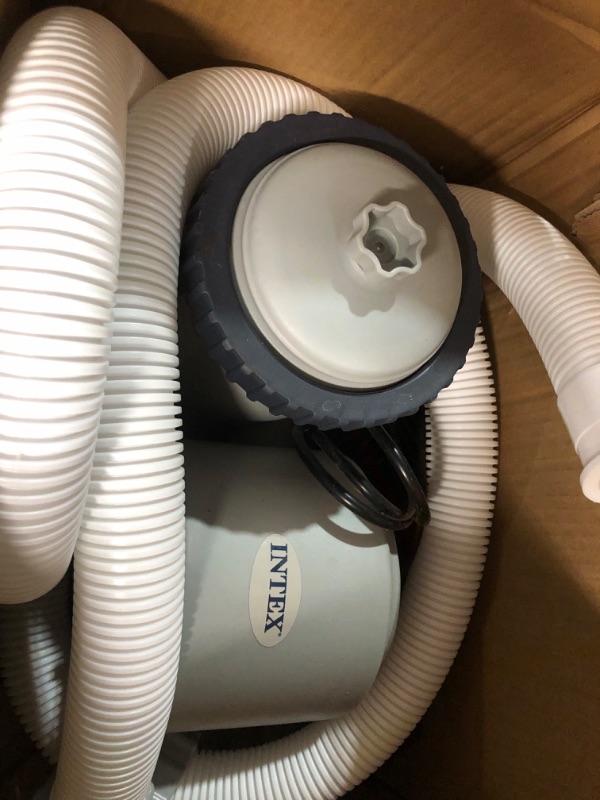 Photo 4 of (USED)INTEX 28635EG C1500 Krystal Clear Cartridge Filter Pump for Above Ground Pools, 1500 GPH Pump Flow Rate 1,500 Gallons Per Hour 1,500 Gallons Per Hour Filter Pump