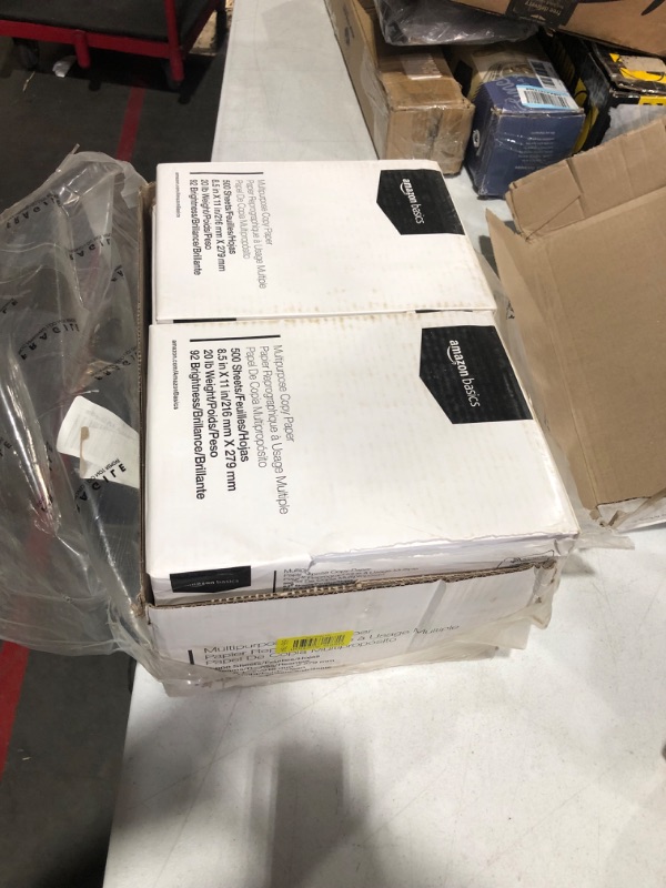 Photo 1 of ***USED - SEE NOTES***
AmazonBasics Multipurpose Copy Printer Paper - White, 8.5 x 11 Inches, 8 Ream Case (4,000 Sheets)