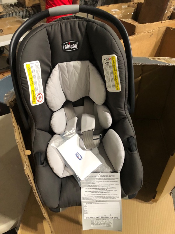 Photo 4 of **LOOKS BRAND NEW** Chicco KeyFit 30 Car Seat