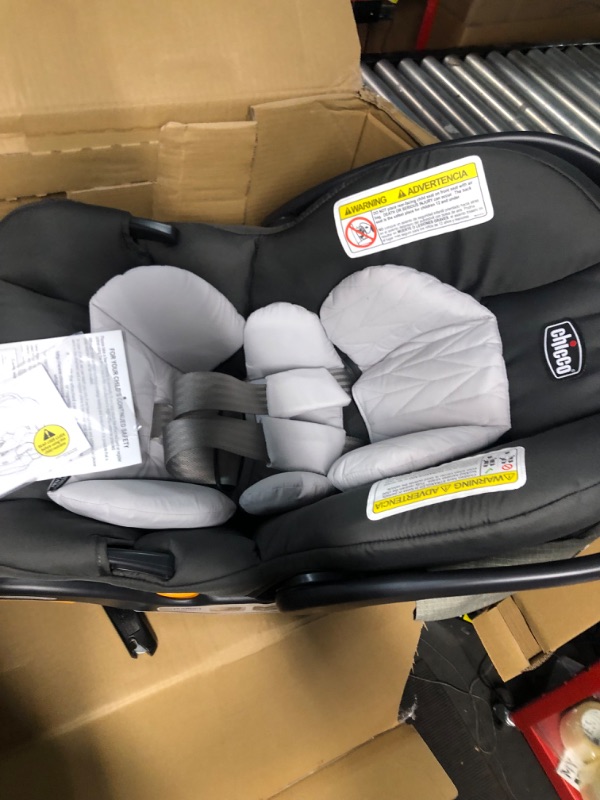 Photo 3 of **LOOKS BRAND NEW** Chicco KeyFit 30 Car Seat